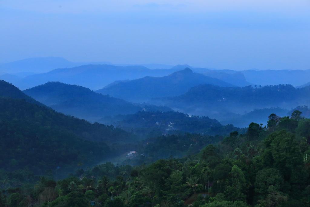 Munnar Tea Hills Resort - MTHR Exteriör bild