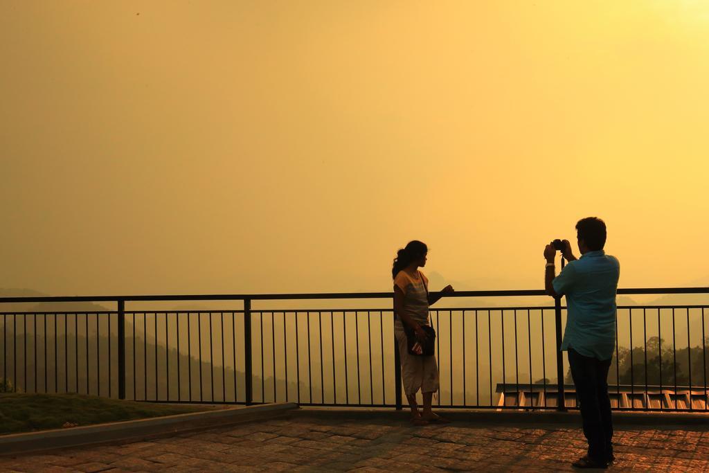 Munnar Tea Hills Resort - MTHR Exteriör bild