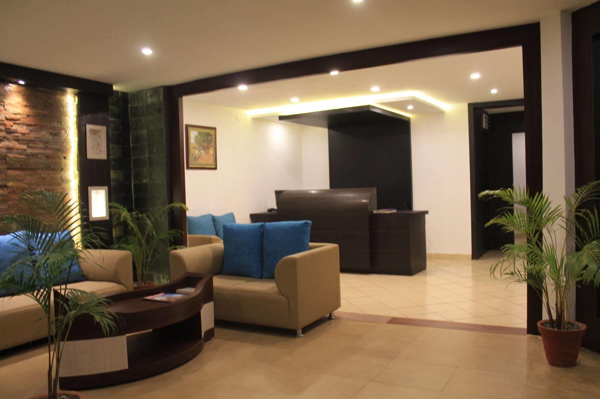 Munnar Tea Hills Resort - MTHR Exteriör bild